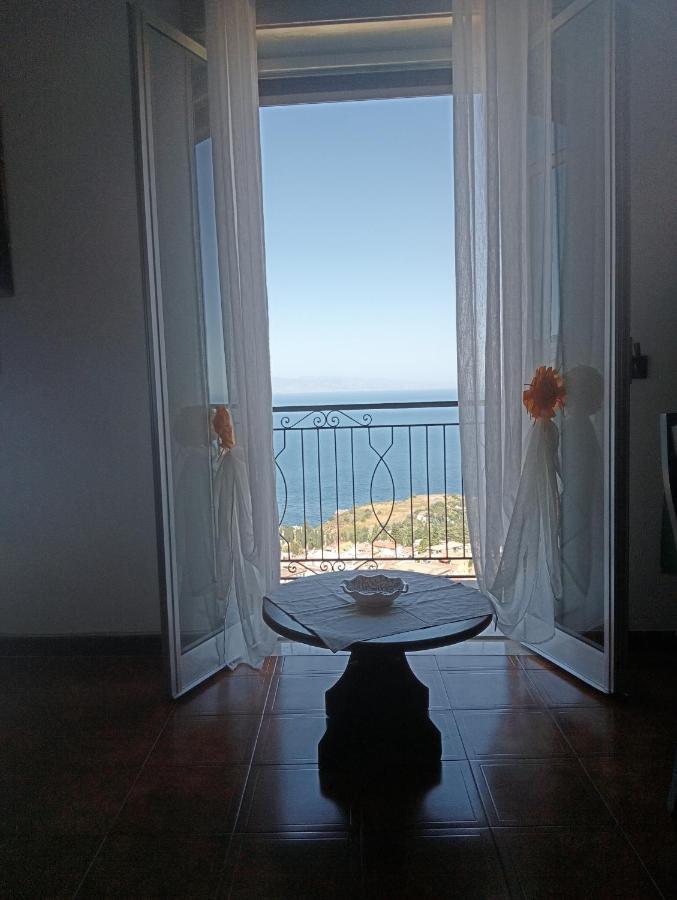 Villa Johnny And Mary'S House Breathtaking View تاورمينا المظهر الخارجي الصورة