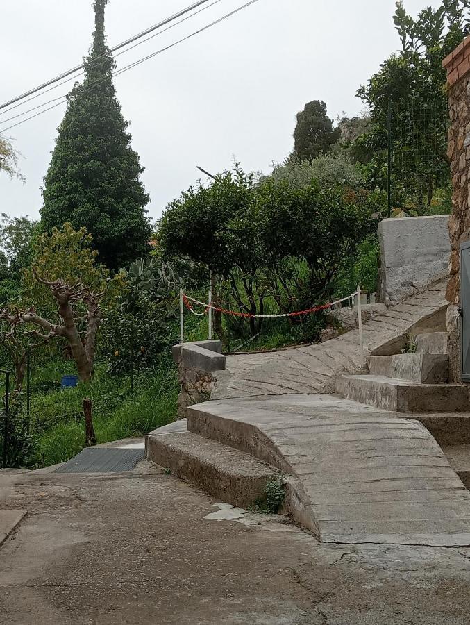 Villa Johnny And Mary'S House Breathtaking View تاورمينا المظهر الخارجي الصورة