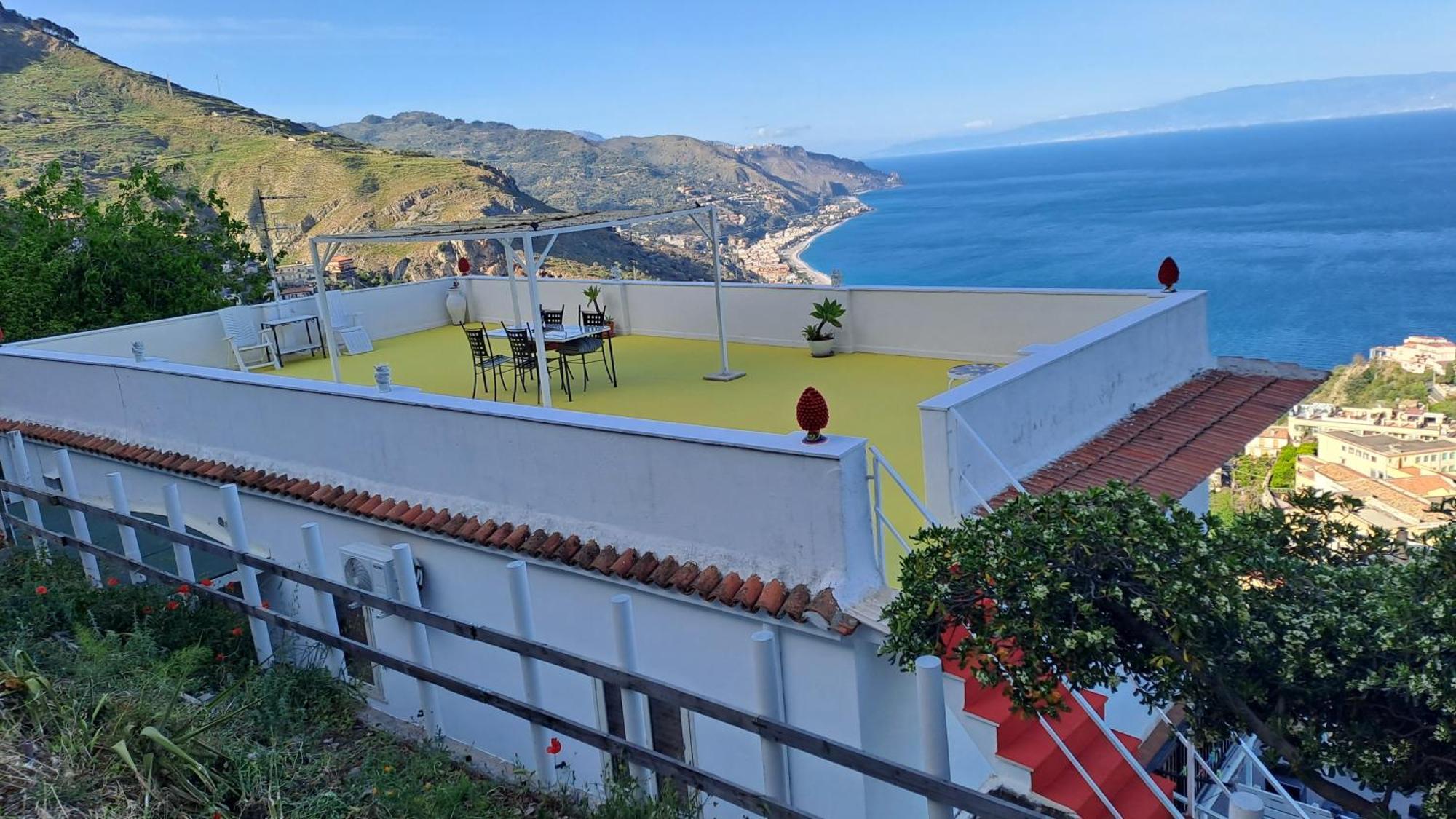 Villa Johnny And Mary'S House Breathtaking View تاورمينا المظهر الخارجي الصورة