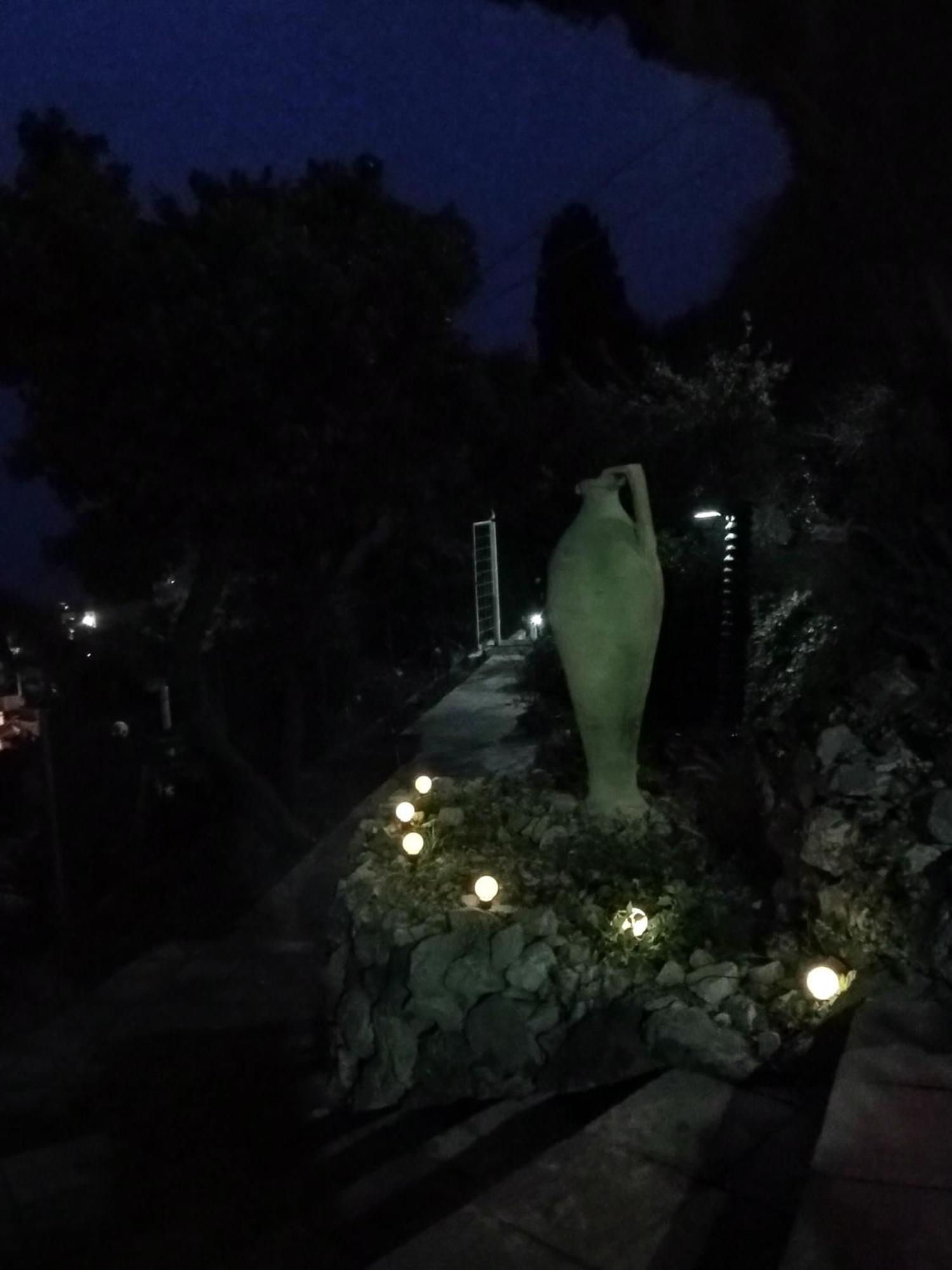 Villa Johnny And Mary'S House Breathtaking View تاورمينا الغرفة الصورة