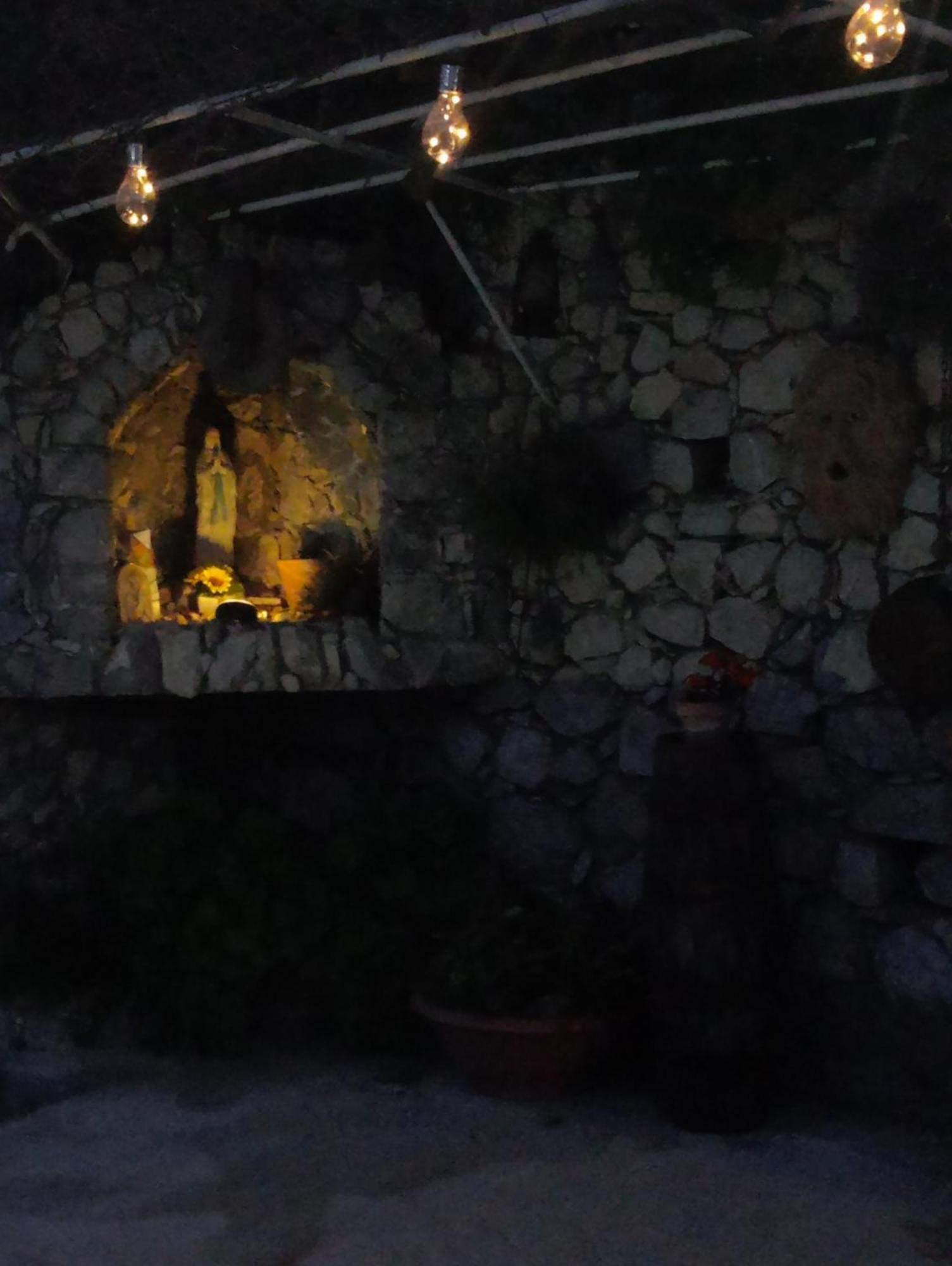 Villa Johnny And Mary'S House Breathtaking View تاورمينا الغرفة الصورة